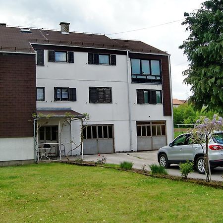 Guesthouse Trikic Drvar Buitenkant foto